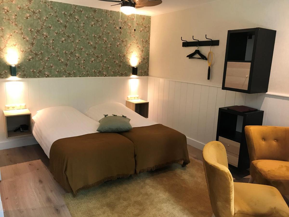 Hotel Jans Rijs Екстер'єр фото