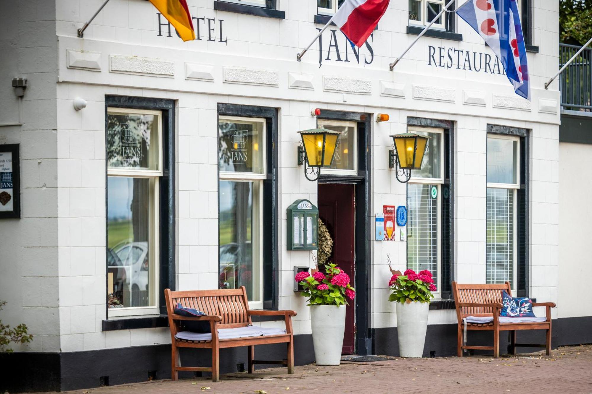 Hotel Jans Rijs Екстер'єр фото