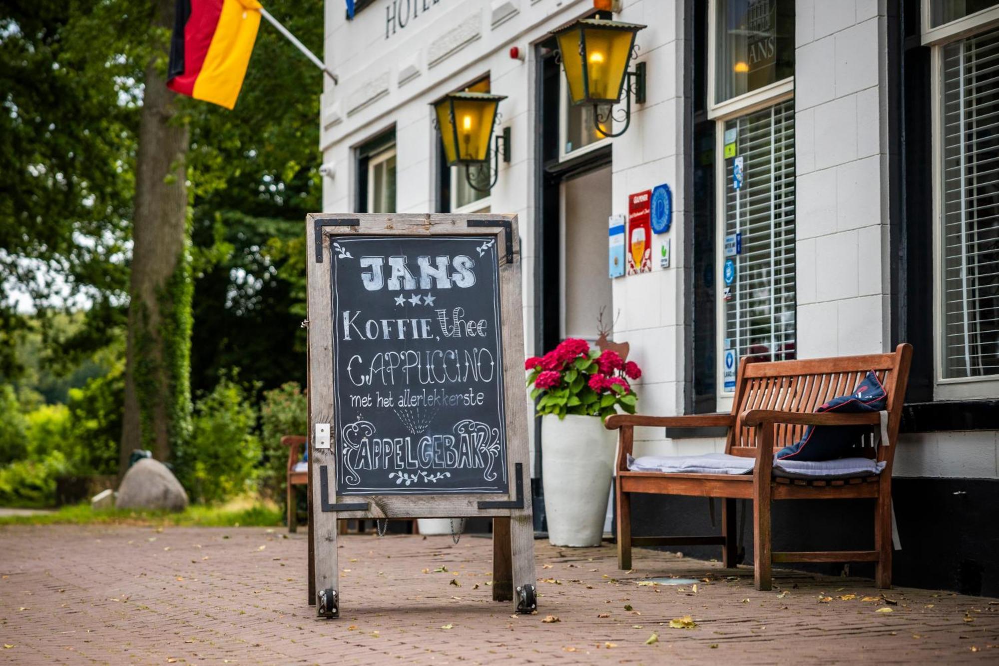 Hotel Jans Rijs Екстер'єр фото