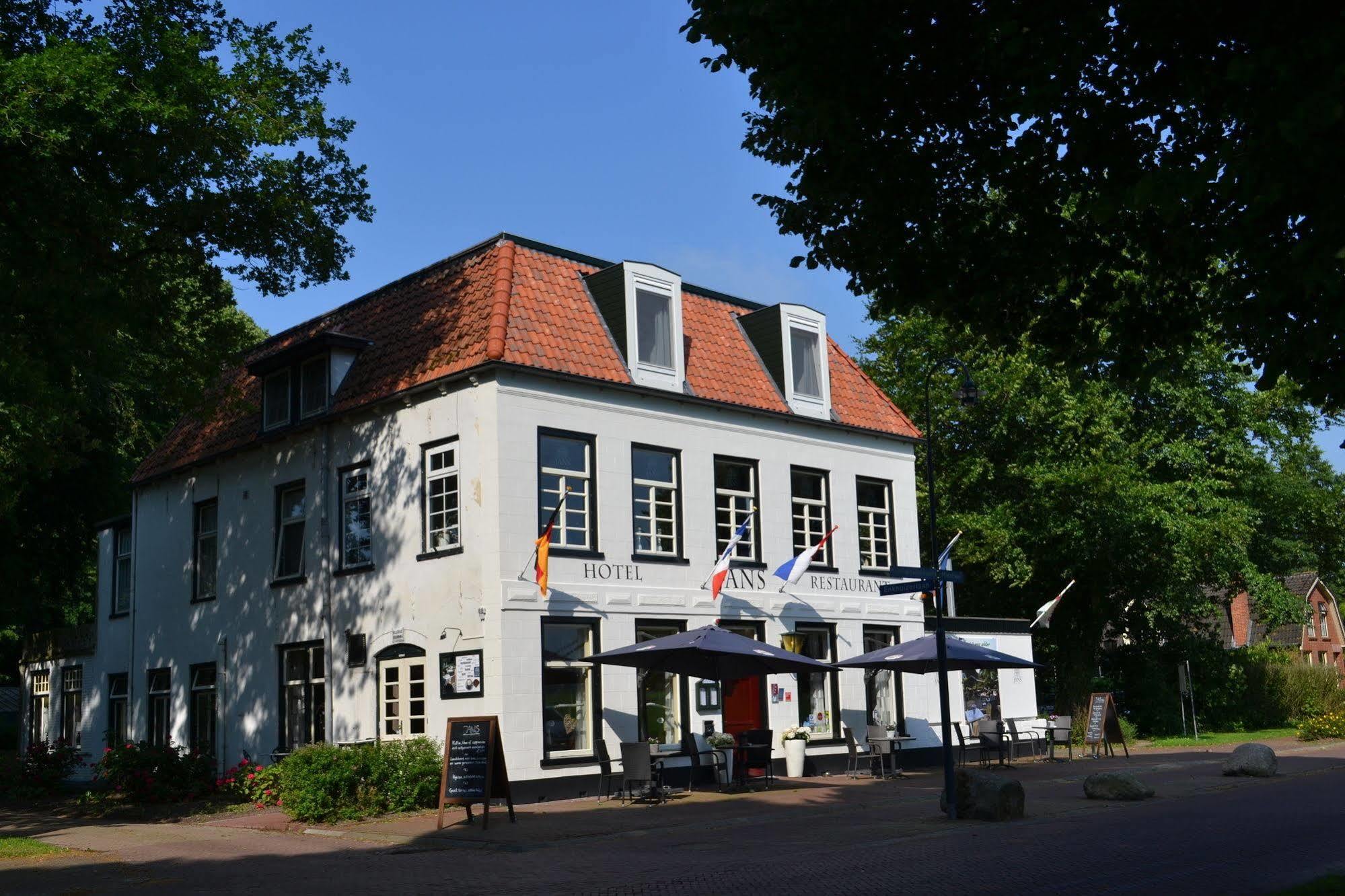 Hotel Jans Rijs Екстер'єр фото