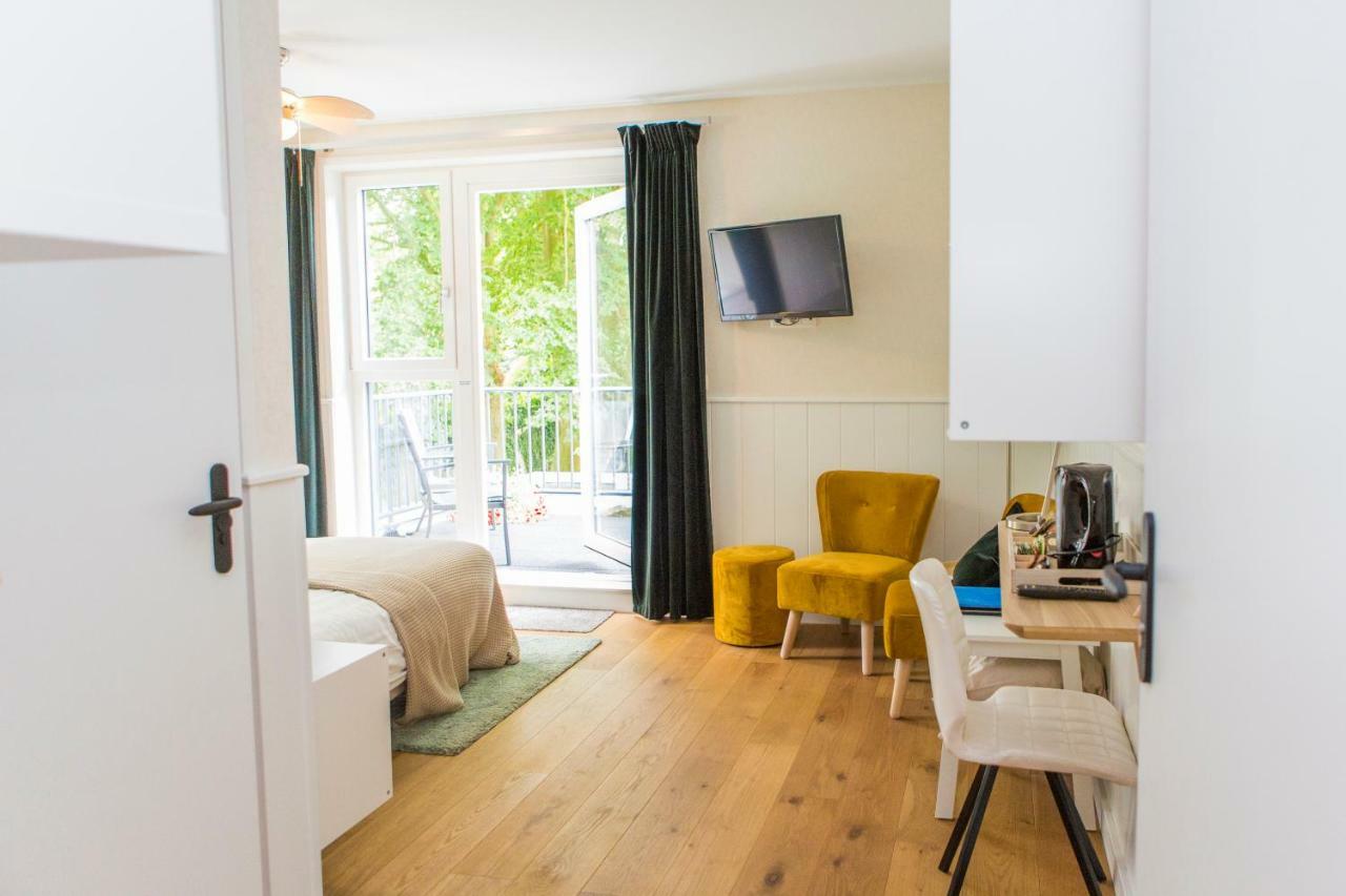 Hotel Jans Rijs Екстер'єр фото